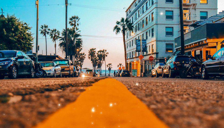 يوم في باريس